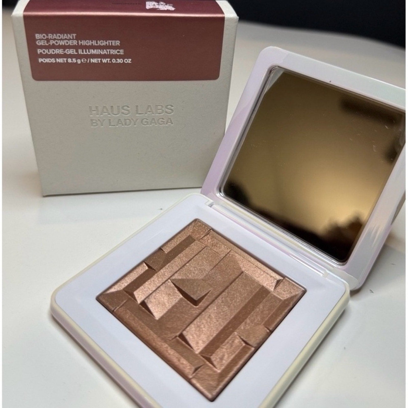HAUS LABS Bio-Radiant Gel-Powder Highlighter with Fermented Arnica Bronzite